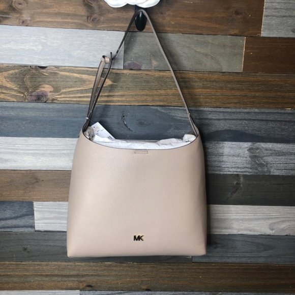 Michael Kors Handbags - Michael Kors Junie Medium Hobo Purse NWT